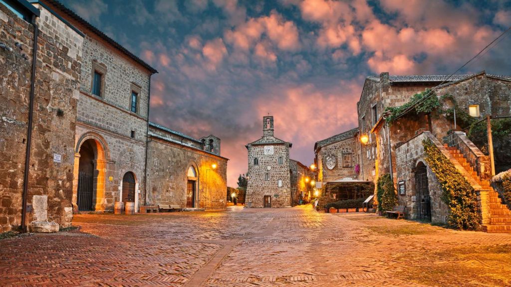 Oud gezellig Italiaans dorpje genaamd Sovana